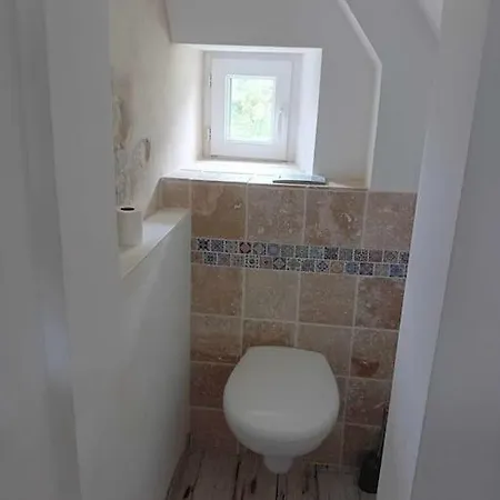 Maison De Famille: Les Castelets La Cambe